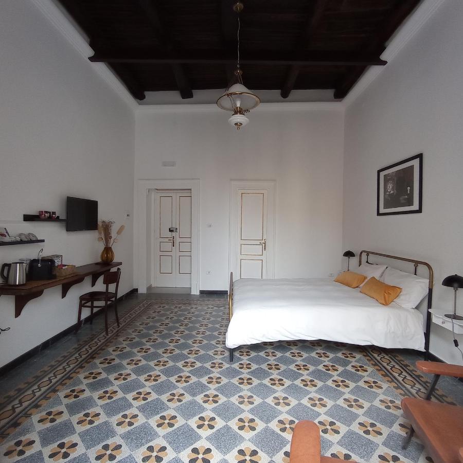Отель La Casa Nova Неаполь Номер фото